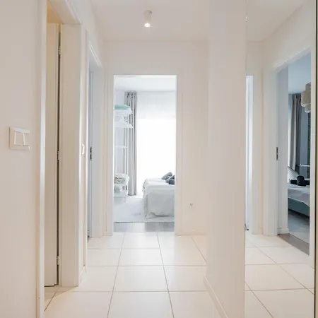 Daire Chic & Comfort With Balcony Budapeşte