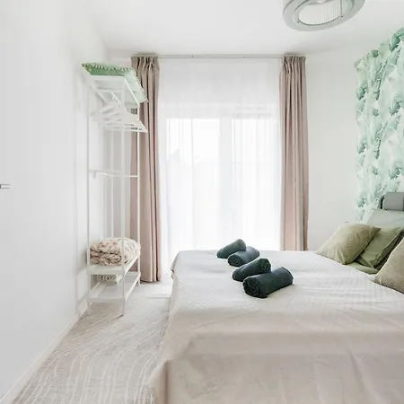 Chic & Comfort With Balcony Budapesta