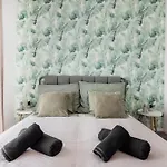 Chic & Comfort With Balcony דירה בודפשט