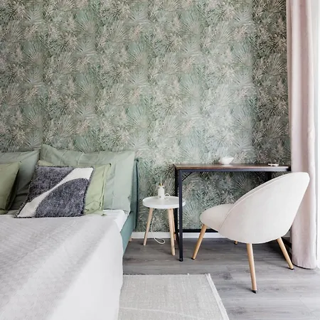 Chic & Comfort With Balcony