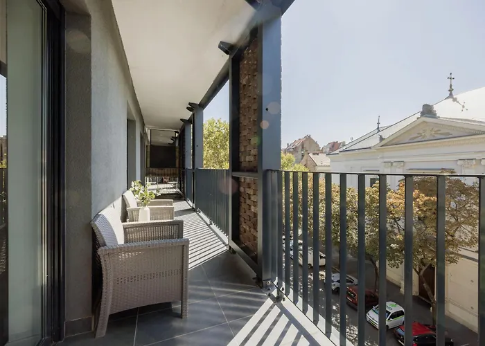Chic & Comfort With Balcony * 布达佩斯
